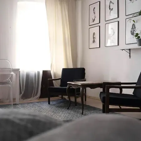 Vintage / Old Town / Center Apartment